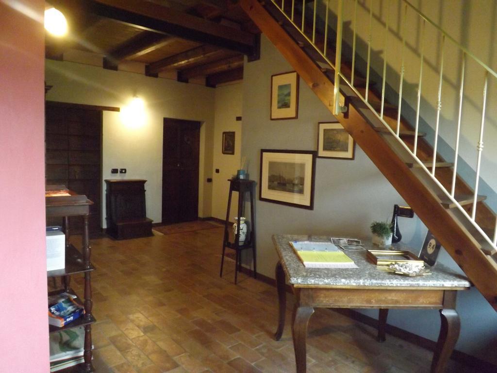 B&B Ai Tre Confini Monzambano Extérieur photo